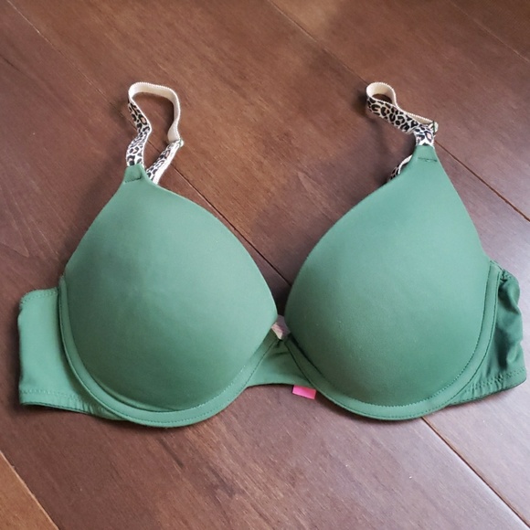 PINK Victoria's Secret Other - VS PINK Wear Everywhere Push-Up